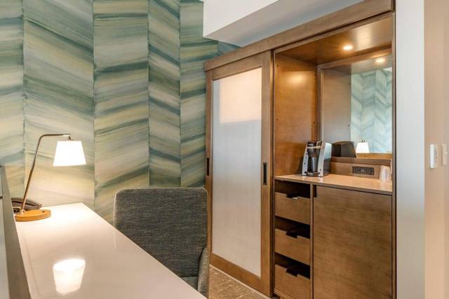 Guest room — Booking