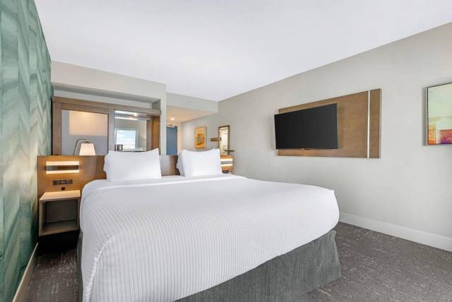 Guest room — Booking