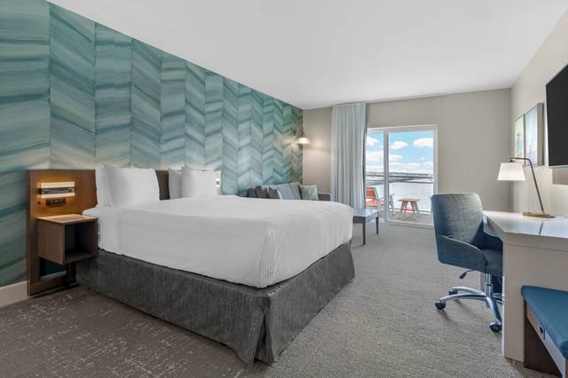 Guest room — Brand