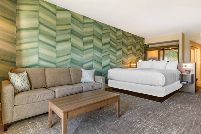 Guest room — Brand