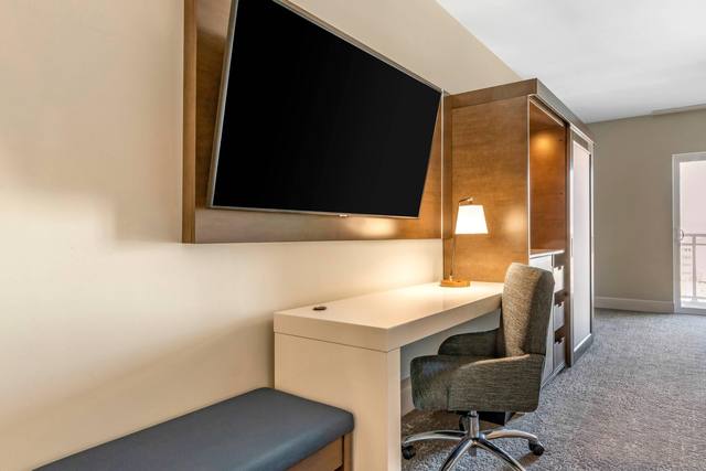Standard Room, Multiple Beds, Non Smoking